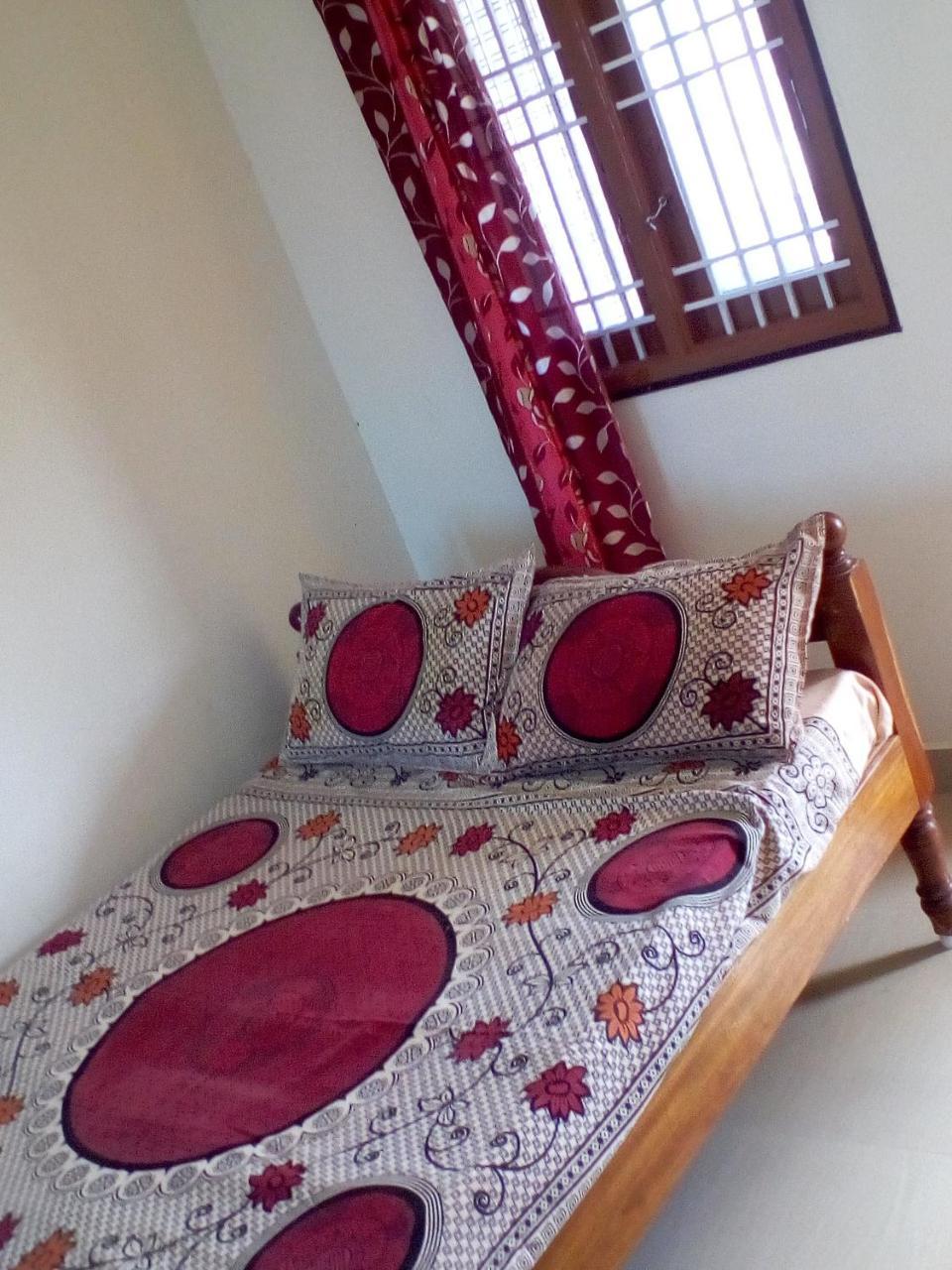 Tiruvannāmalai Sai Guest House מראה חיצוני תמונה