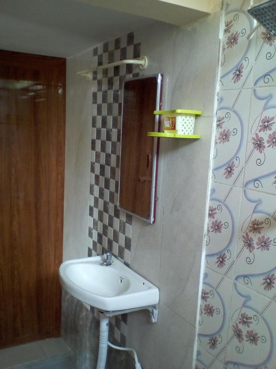 Tiruvannāmalai Sai Guest House מראה חיצוני תמונה